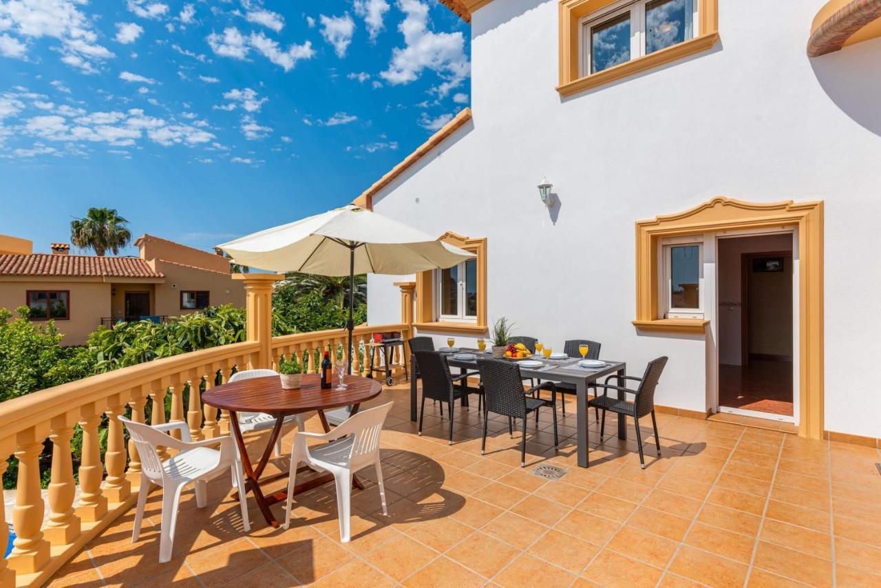 Villa Serena - Plusholidays Калпе Екстериор снимка